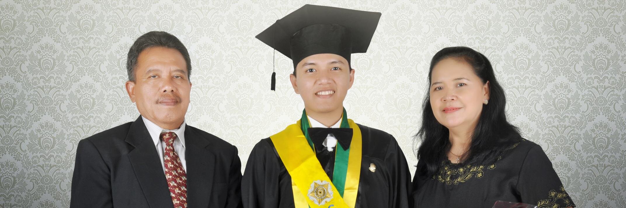 dr_atmaka's profile banner image