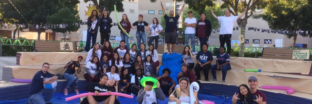 classof18_fhs's profile banner image