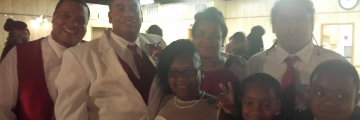 L E $ L I E ♎️🎀✨ banner