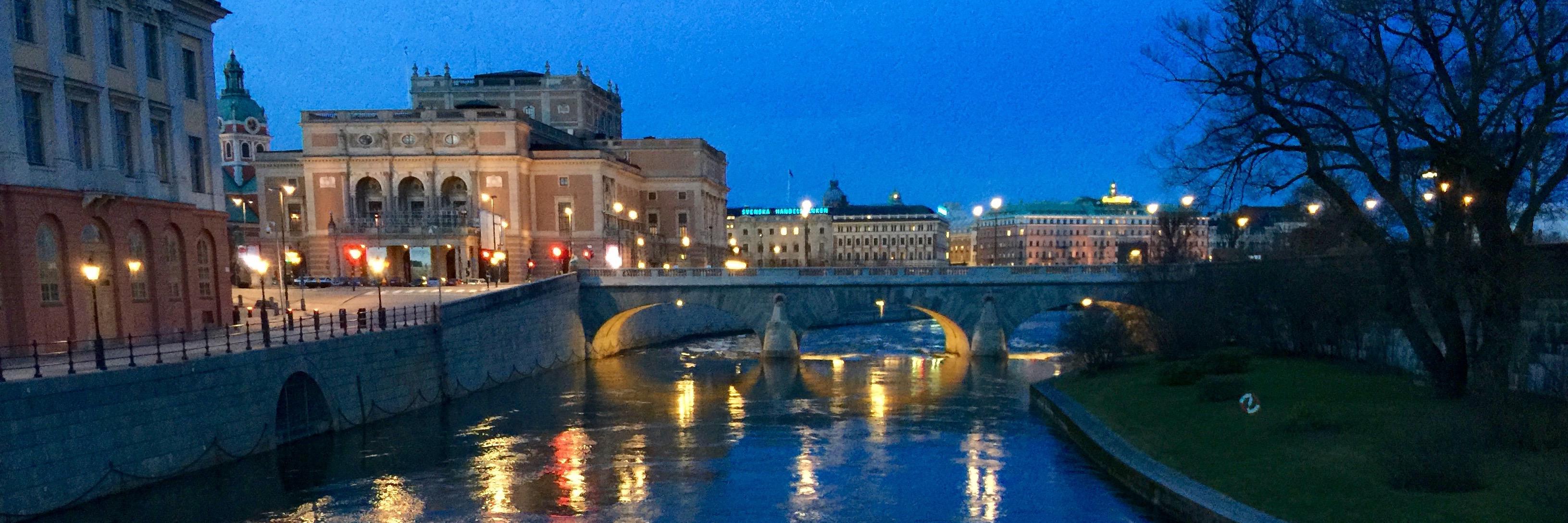 Kevin Elliott banner