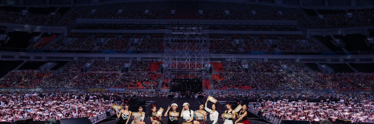 freneeleve's profile banner image