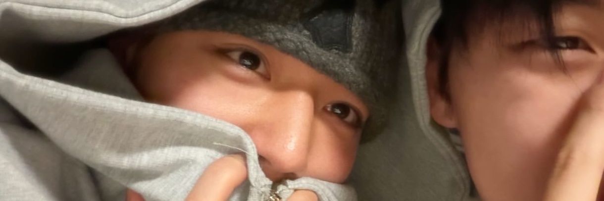 itzeesaw's profile banner image