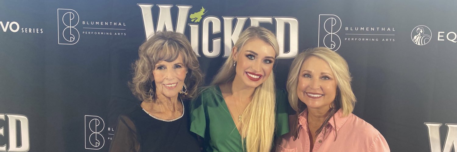 KeelyStempien's profile banner image