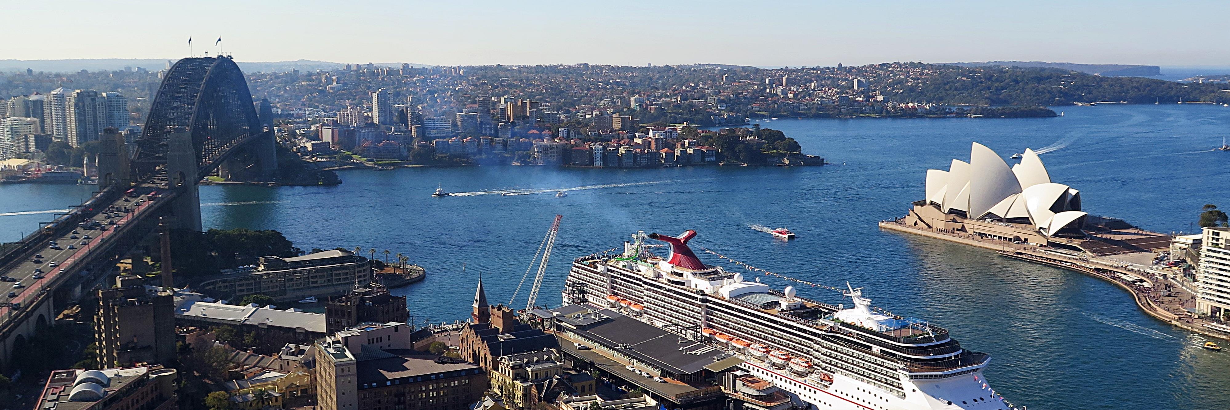 aptronym😷 ® banner