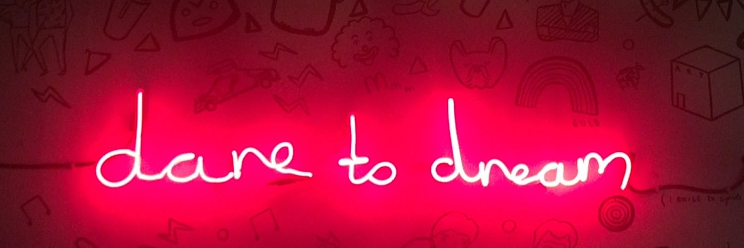 Juliasheehan11's profile banner image