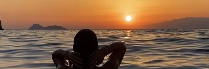 LauraPezo's profile banner image