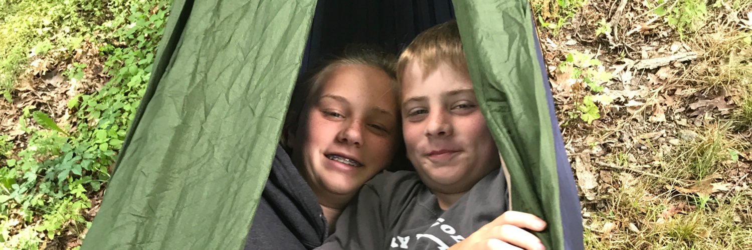 Kelly Zeeh 🙄 banner