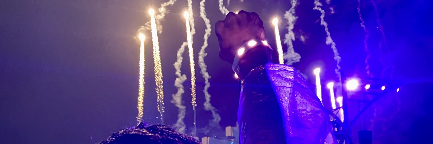 vctrmrch's profile banner image