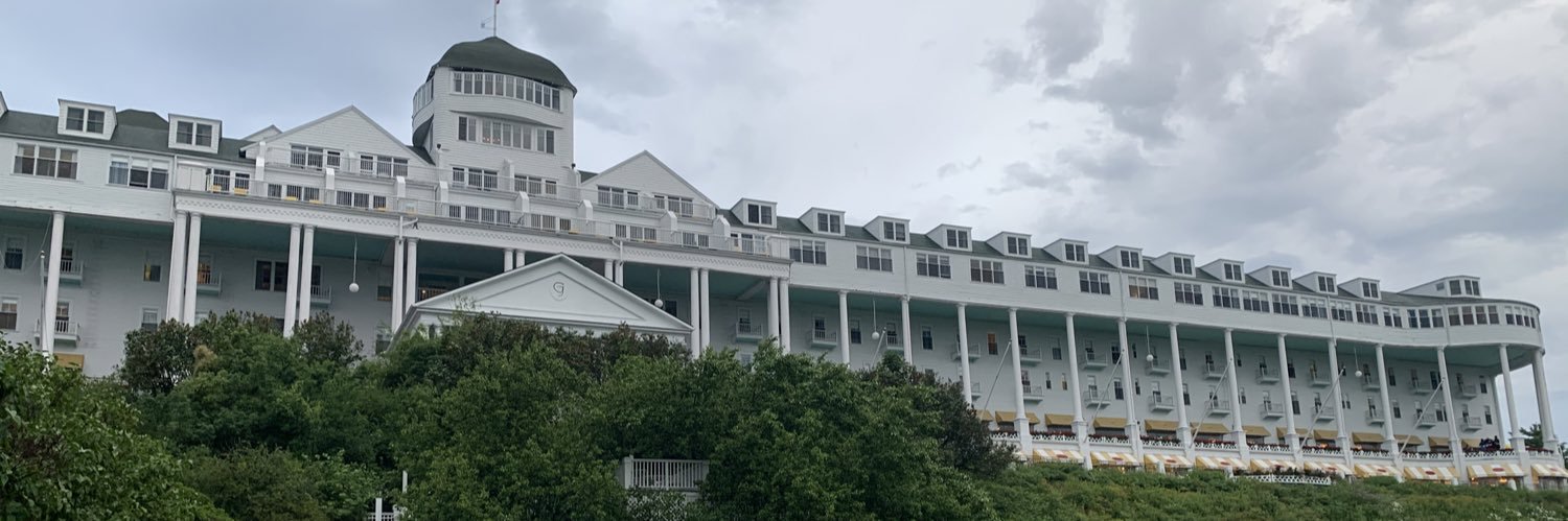 macisland185's profile banner image