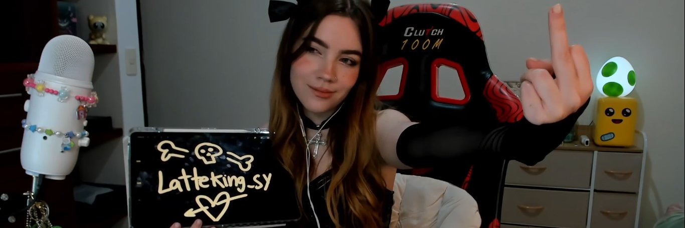 WdDavit's profile banner image
