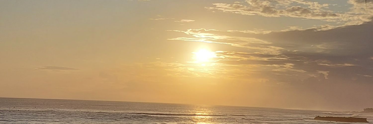 hidupabsurd's profile banner image