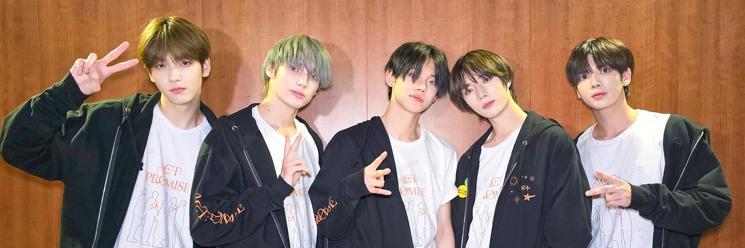 ʚ RE ɞ banner