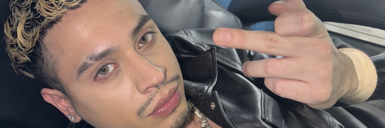 Alexander 🫦 banner