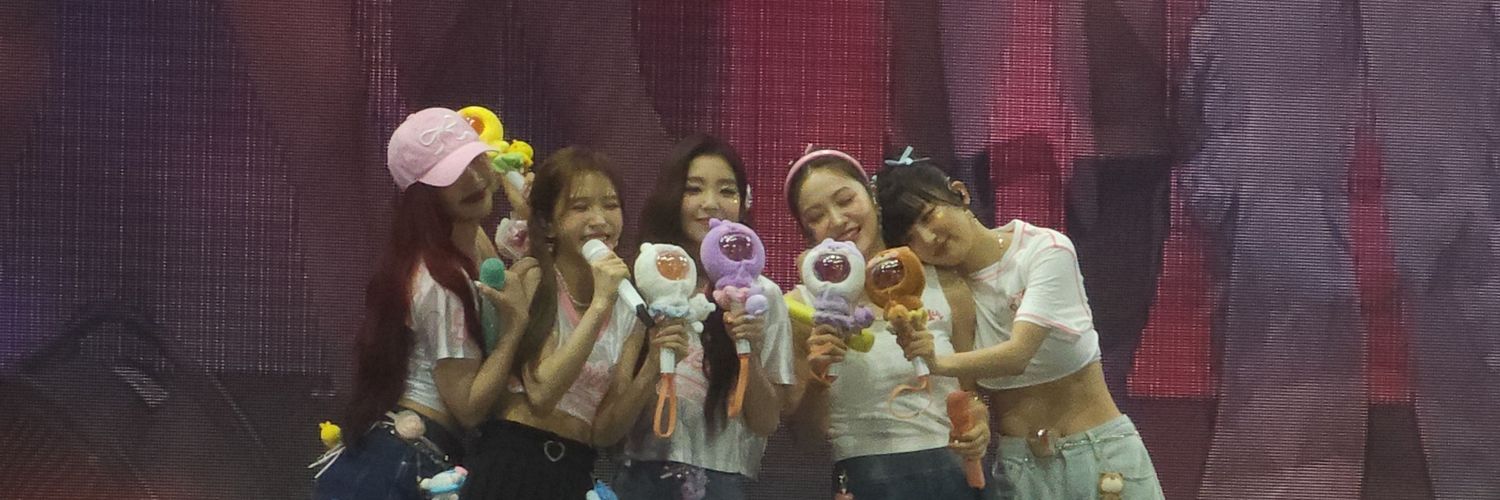 Z. 🩷💛🩵💚💜 banner