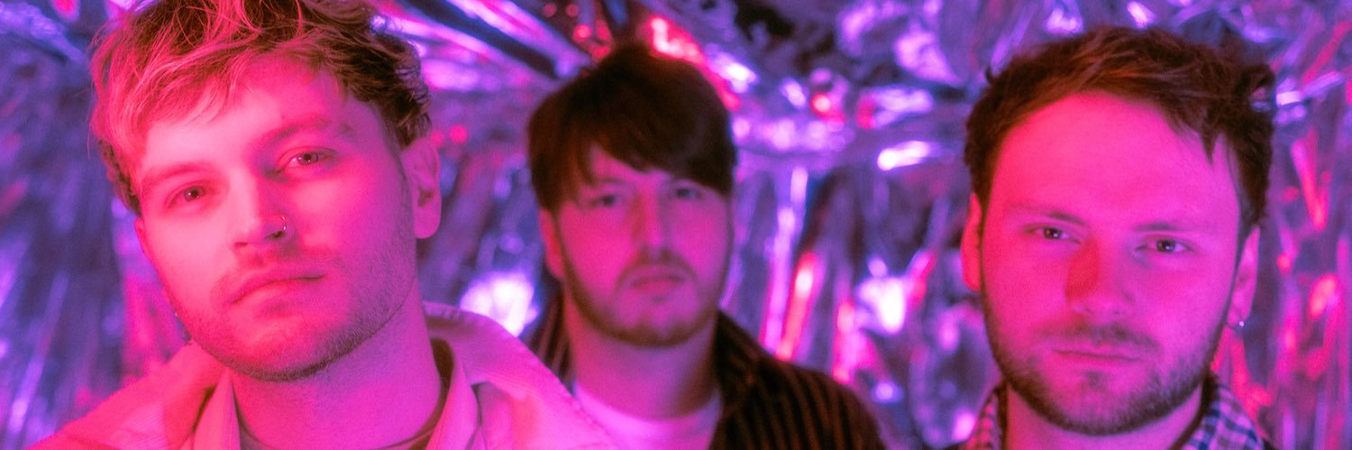 𝑩𝒂𝒅 𝑳𝒐𝒗𝒆 🌹 banner