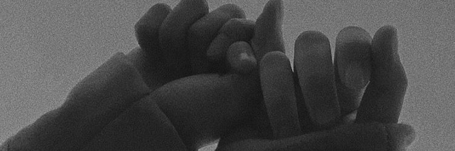 lis_blink19's profile banner image