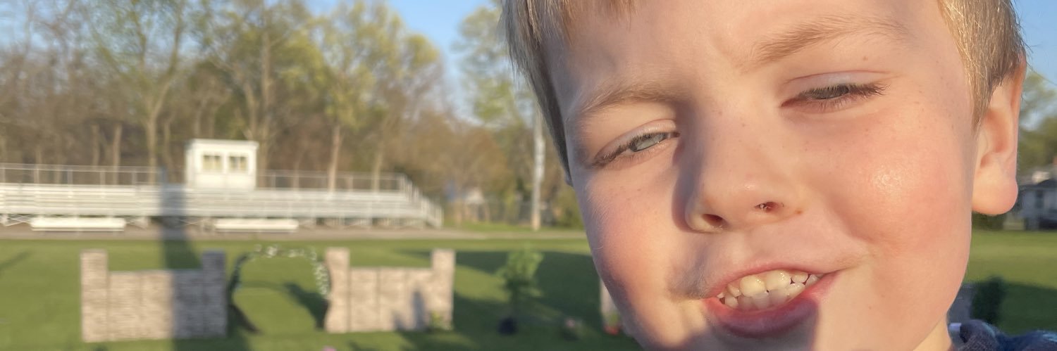 Rylee_Leshen's profile banner image