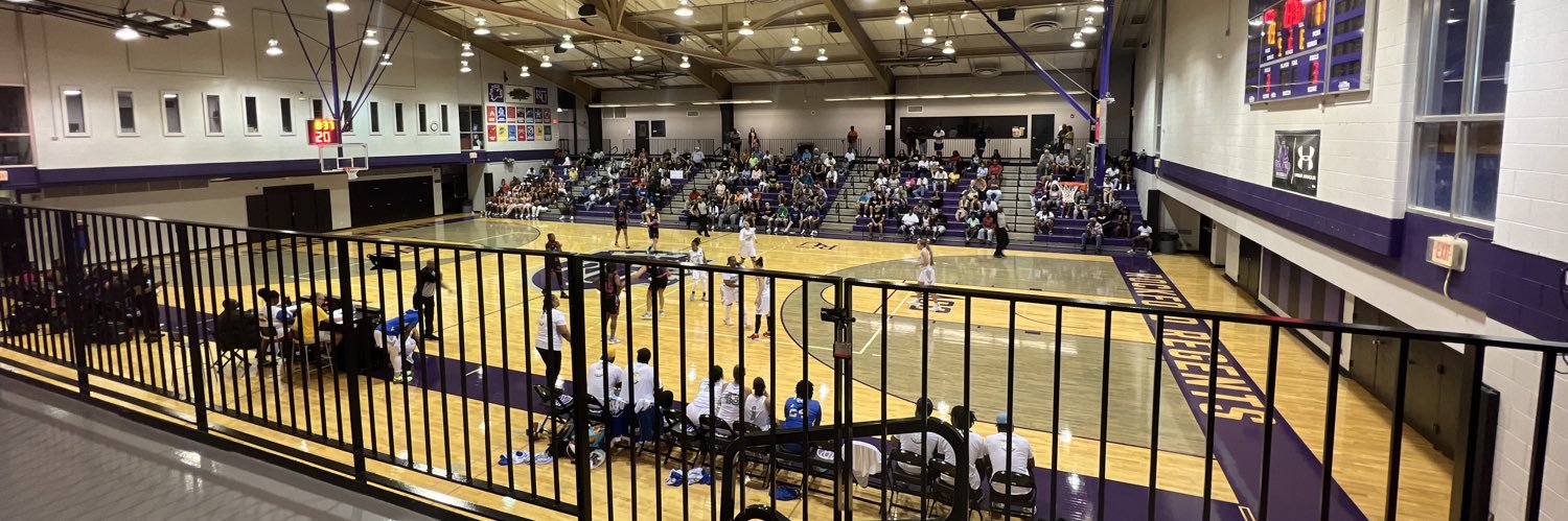 Victoria Nguyen banner