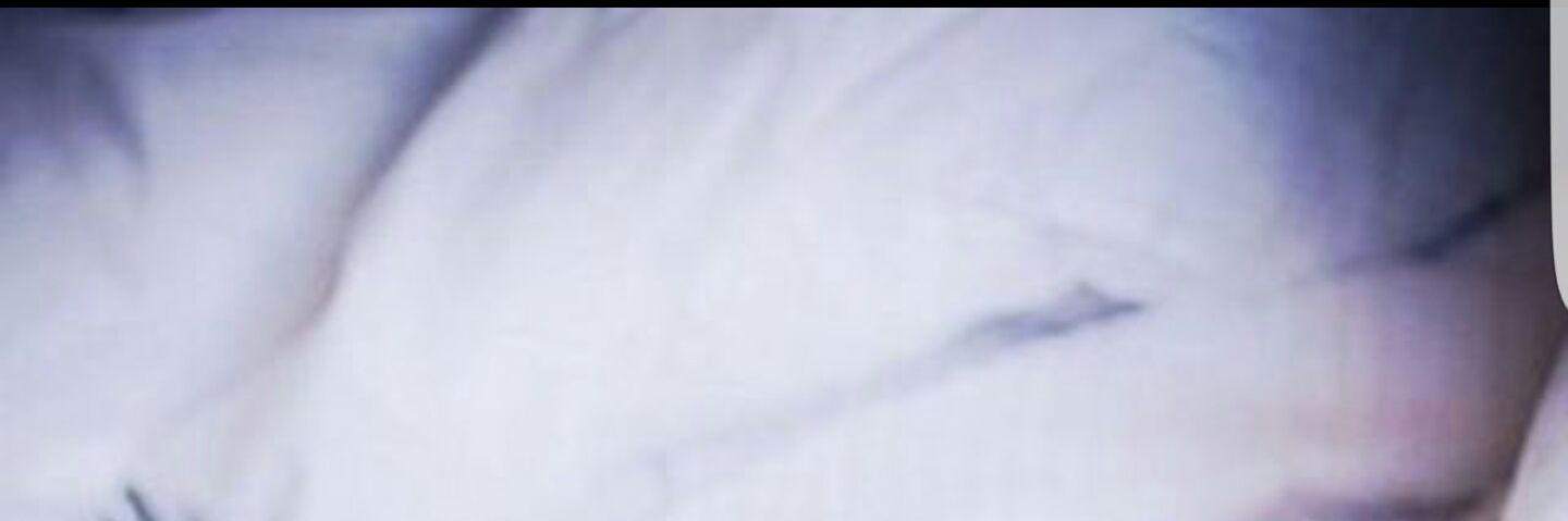 055_9895's profile banner image
