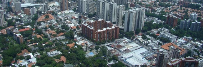 Los Dos Caminos banner
