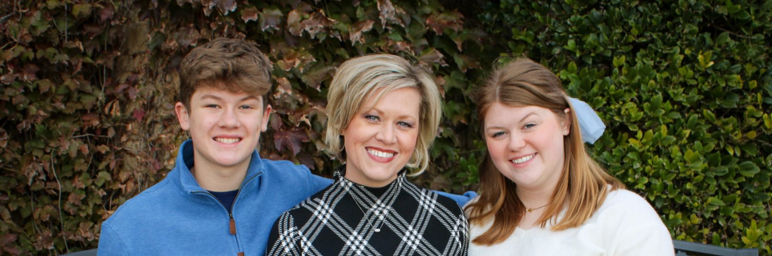 MommaMills1's profile banner image