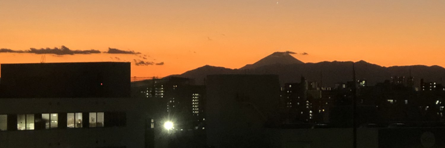 sumire_sunset's profile banner image