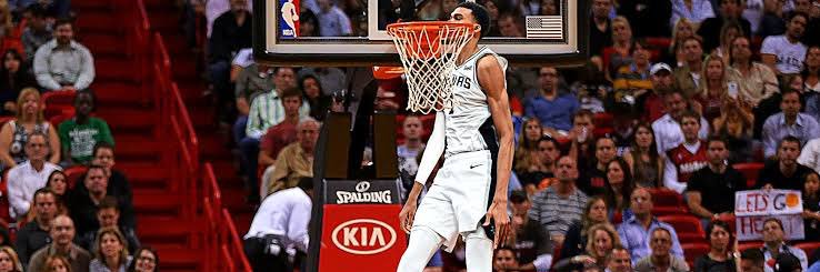 Huell Babineaux banner