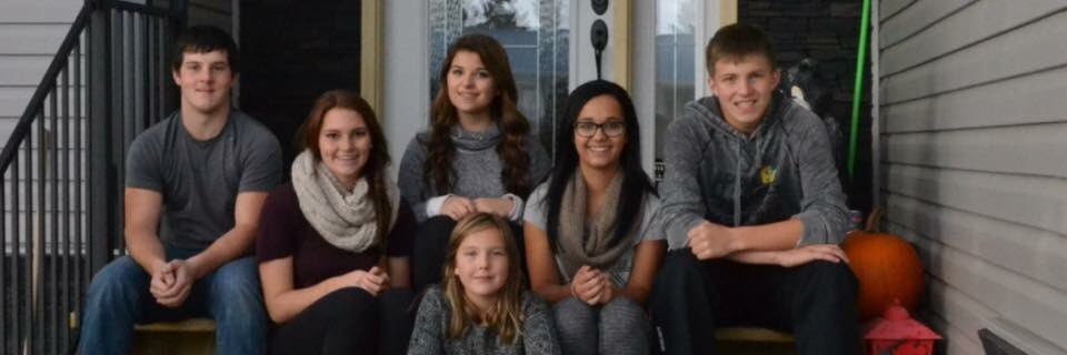 desi_johnston26's profile banner image
