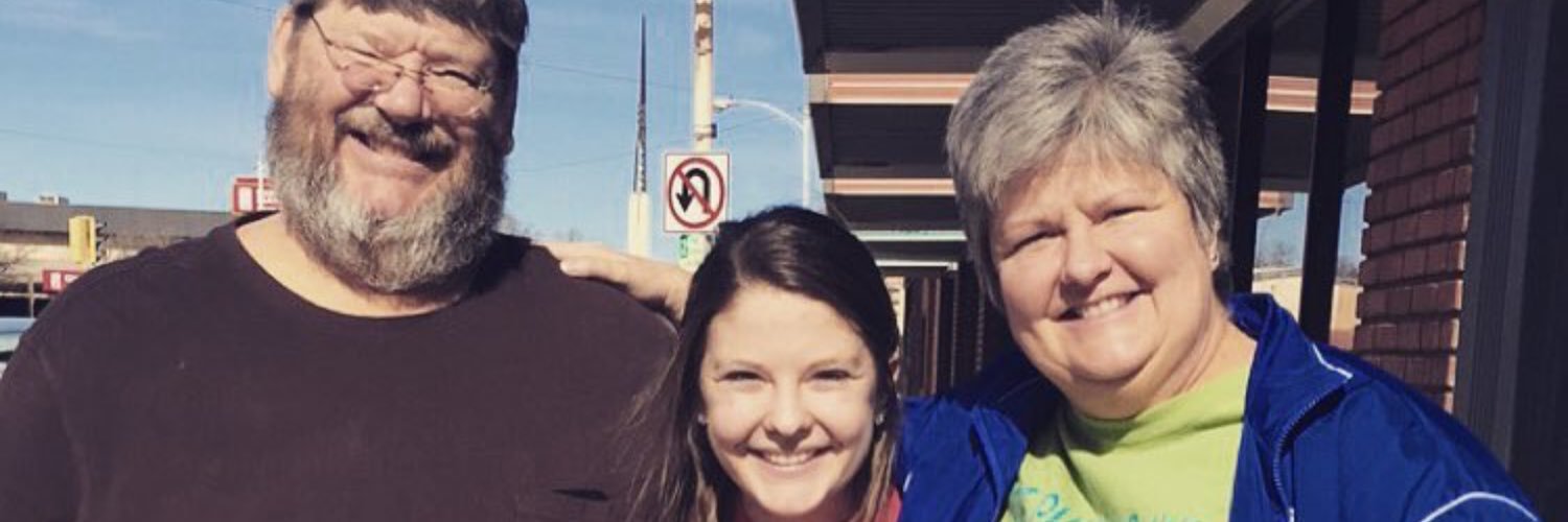 juliannaluton's profile banner image