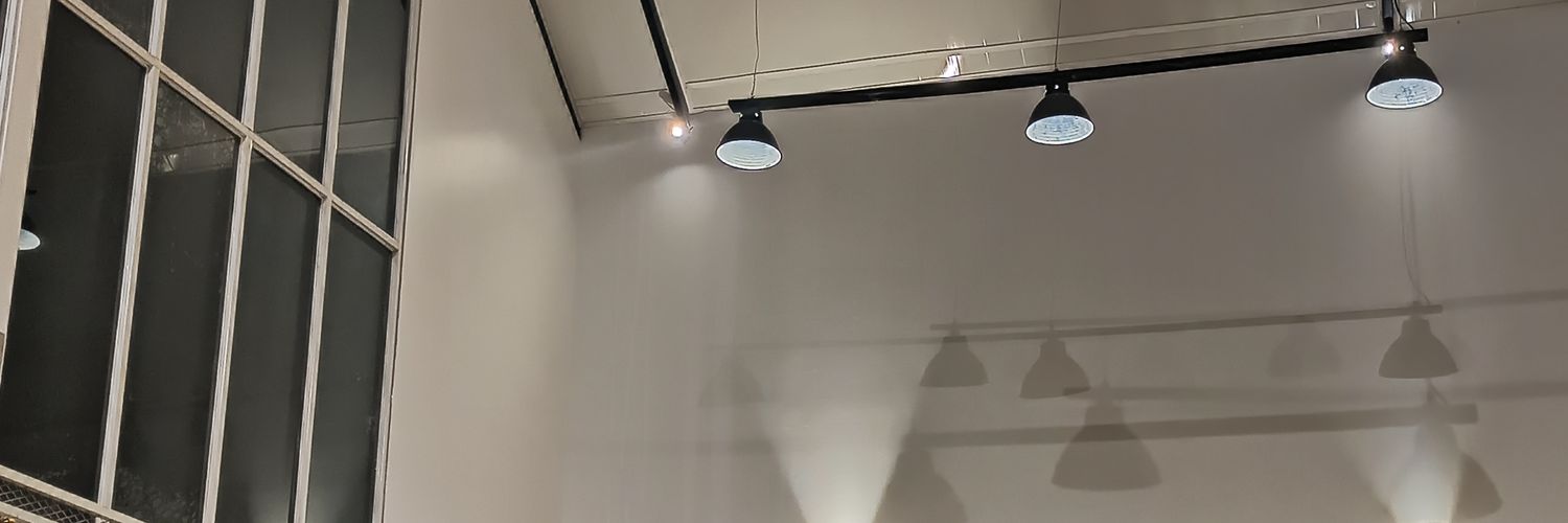 adekputro_'s profile banner image