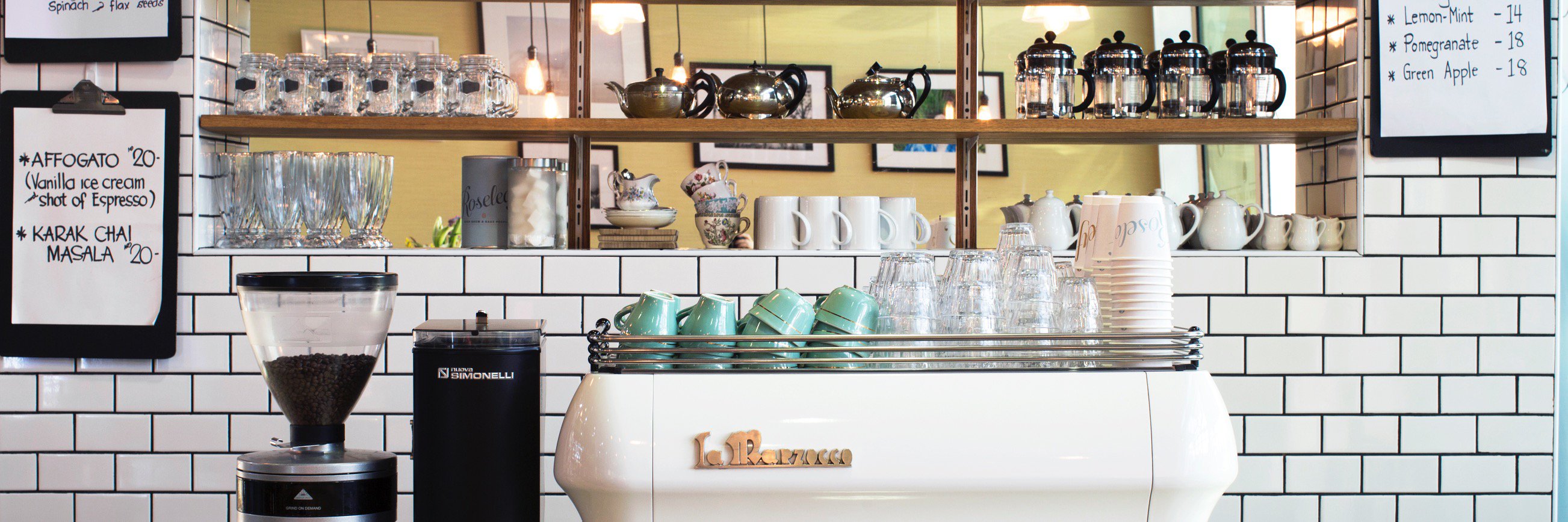 RoseleafCafe's profile banner image