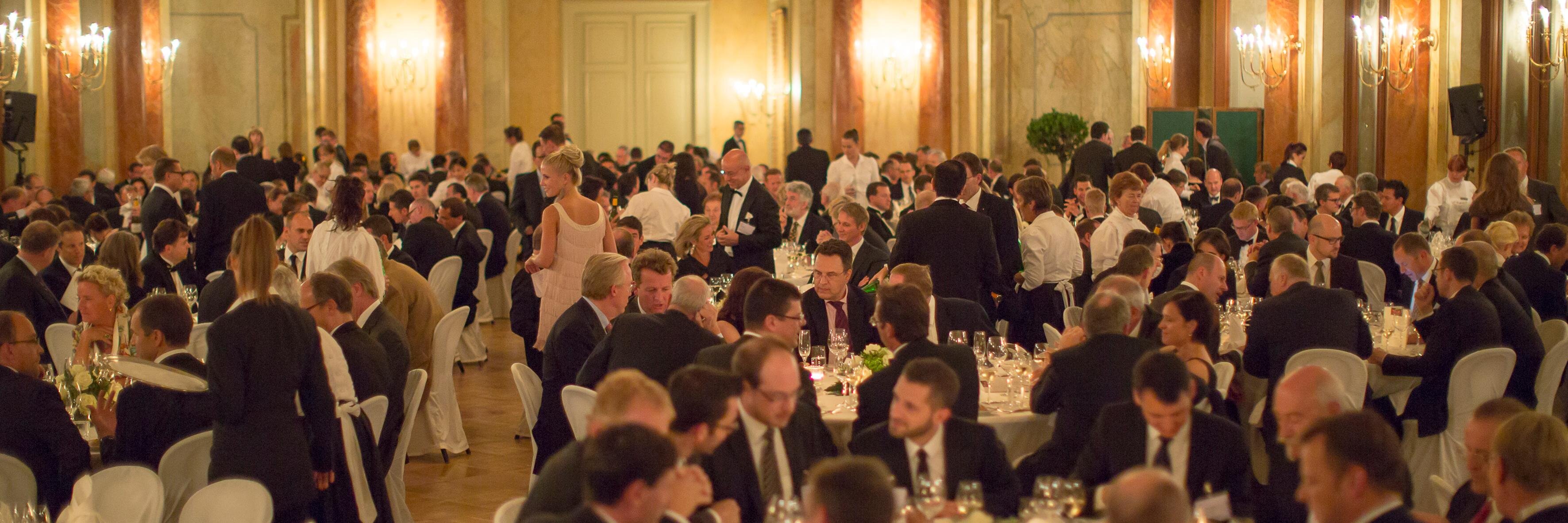 HSG Alumni Official banner