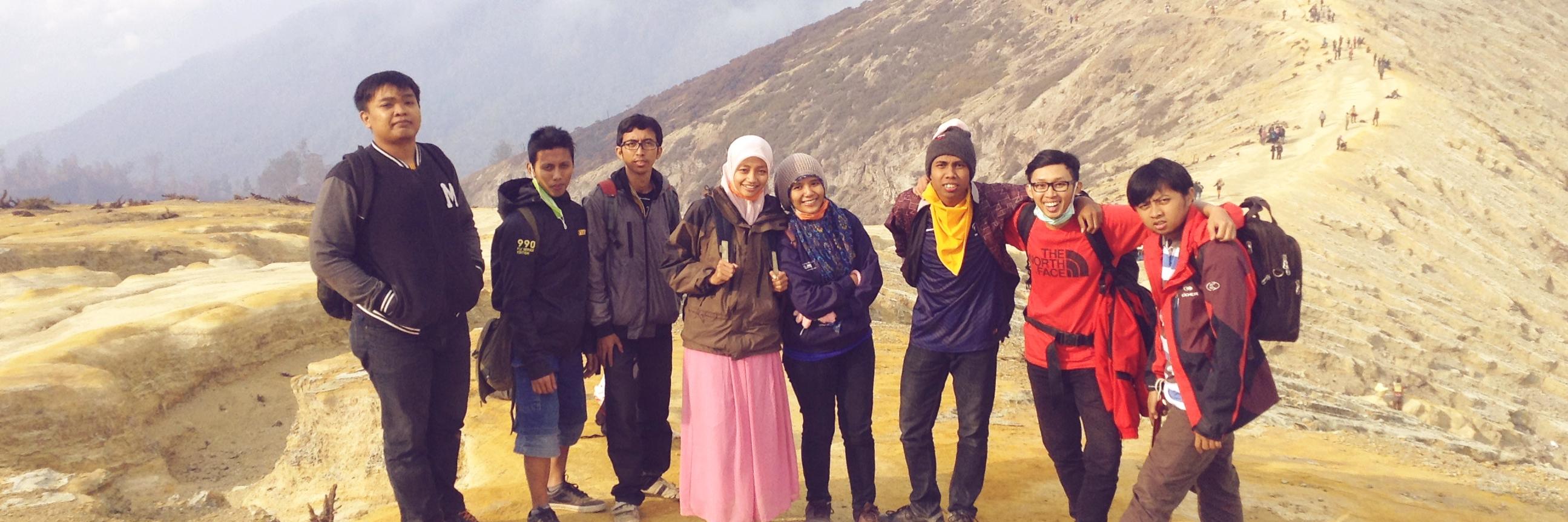 efendz13's profile banner image