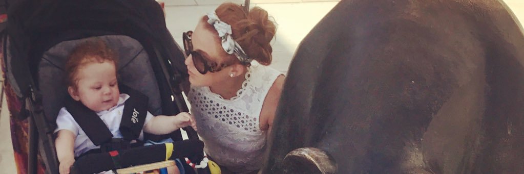 RowenaMahoney's profile banner image