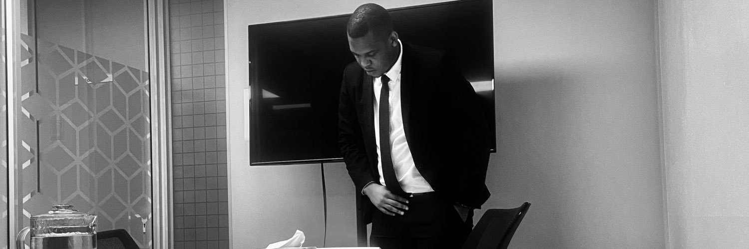 T Makofane banner