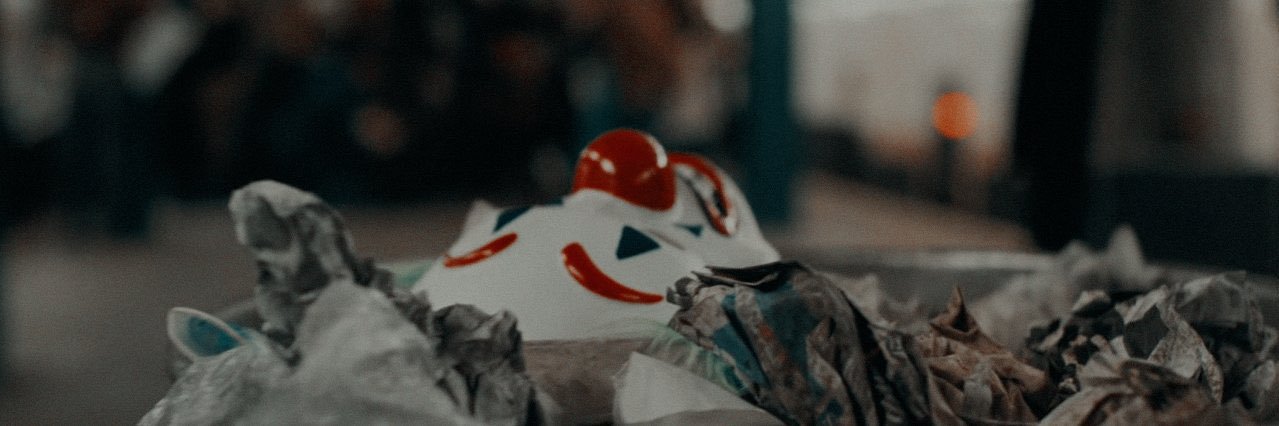laris🦇 banner