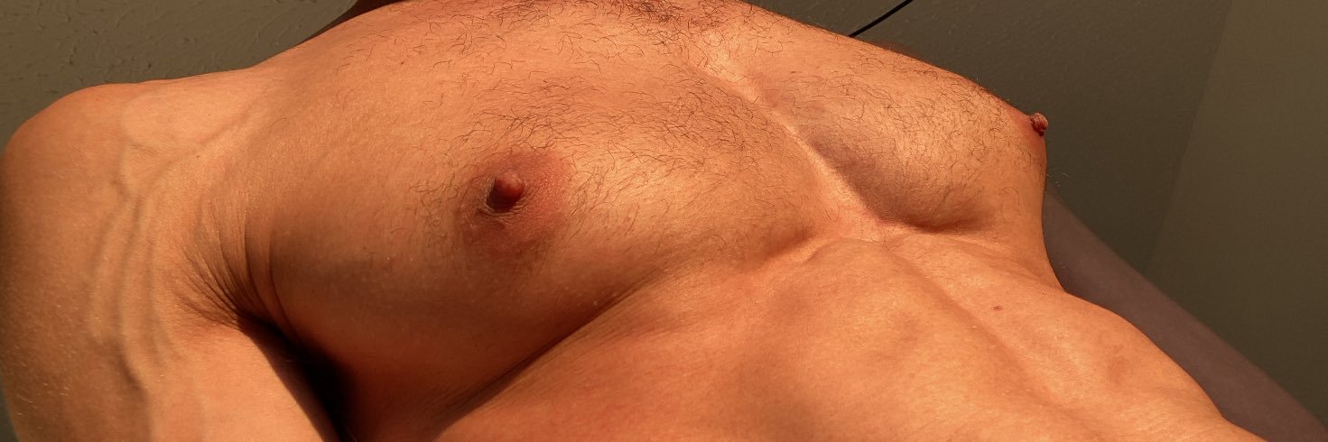 Emi Bahia 🌴🍆 banner