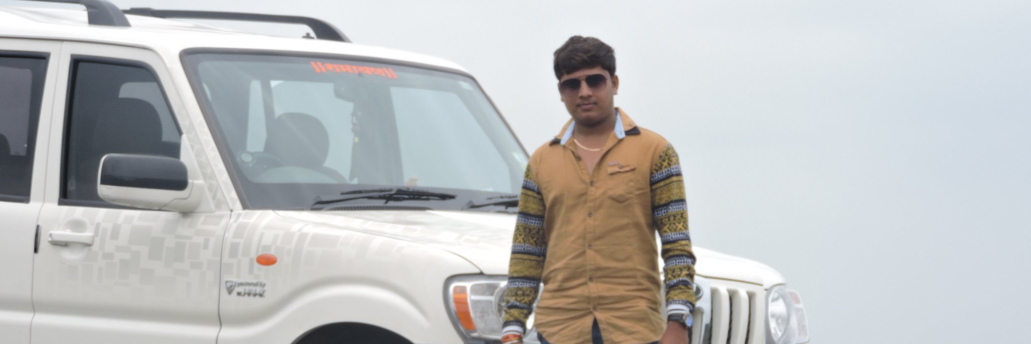 rishusilarpuria's profile banner image