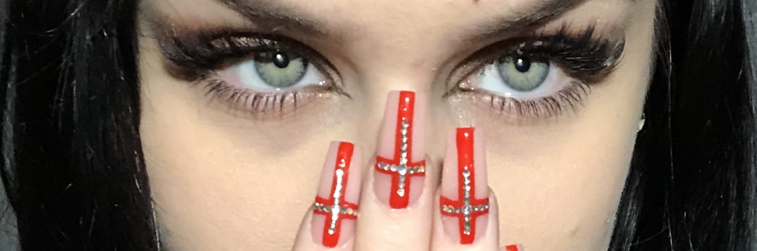 moni_ada's profile banner image