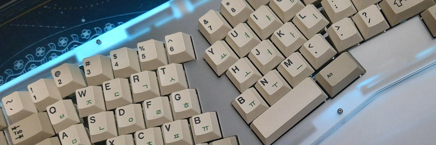 anyudingz's profile banner image