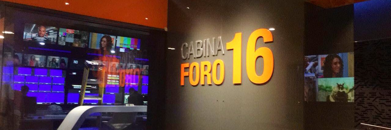 Adrián Barn banner