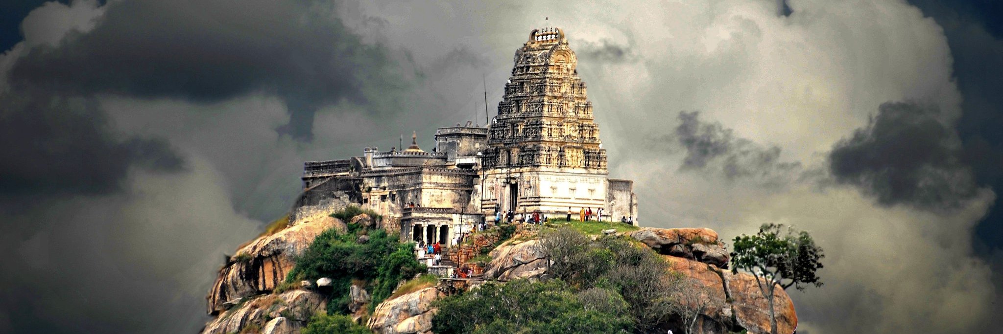 ‏Anoop Kumar 🇮🇳🕉️ banner