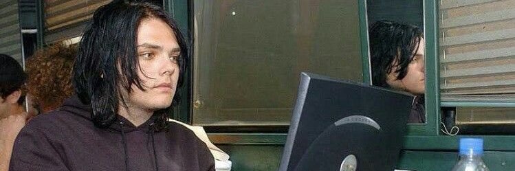 juliaembouch's profile banner image