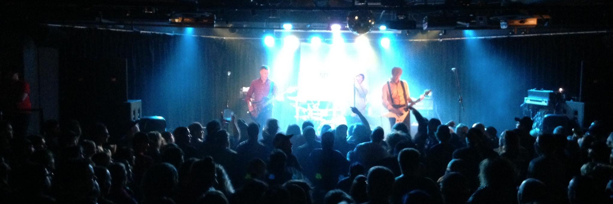 Louis' Events banner