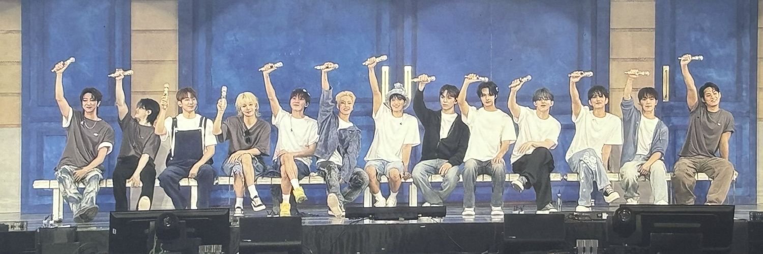 m a n d a 🌻 - rest banner