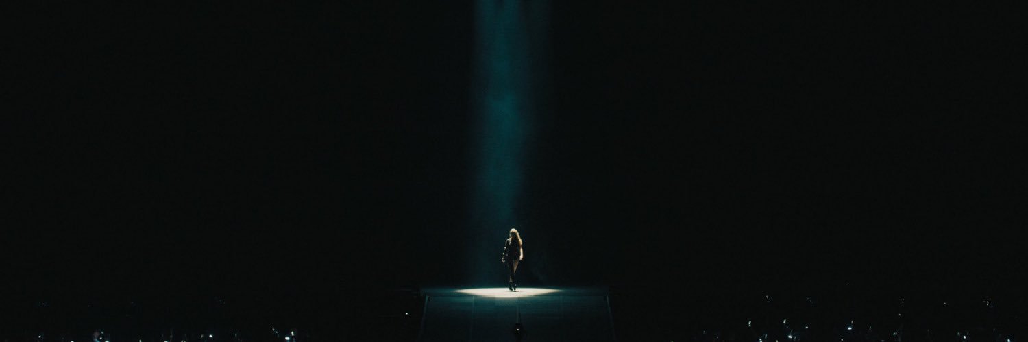 avery៹ vai ver o BTS 🪭 banner