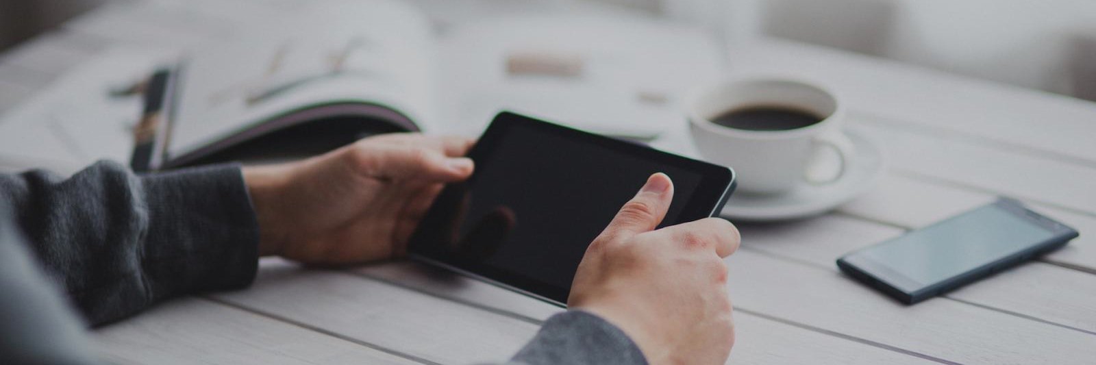EasAppStore's profile banner image