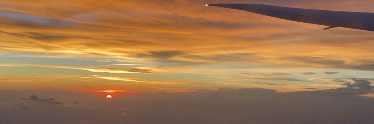 annalutek's profile banner image