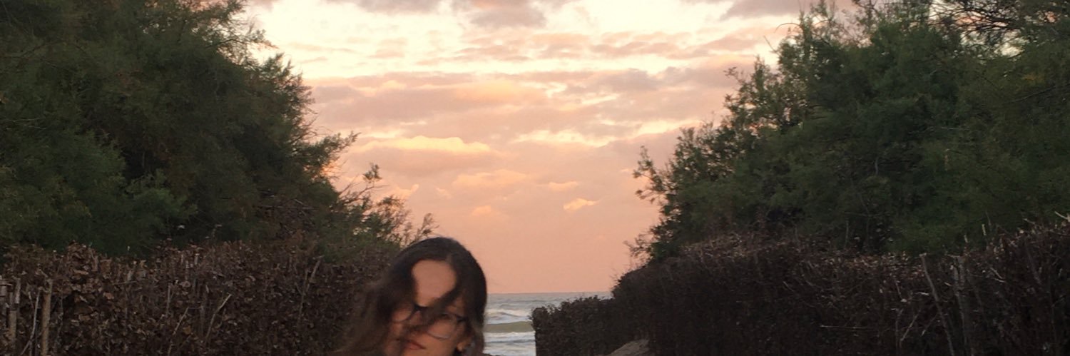 Victoria_Maizon's profile banner image