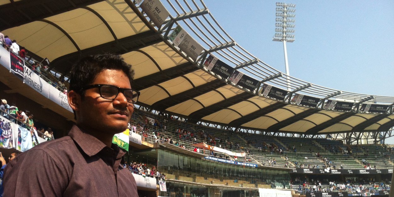 paryaSR's profile banner image